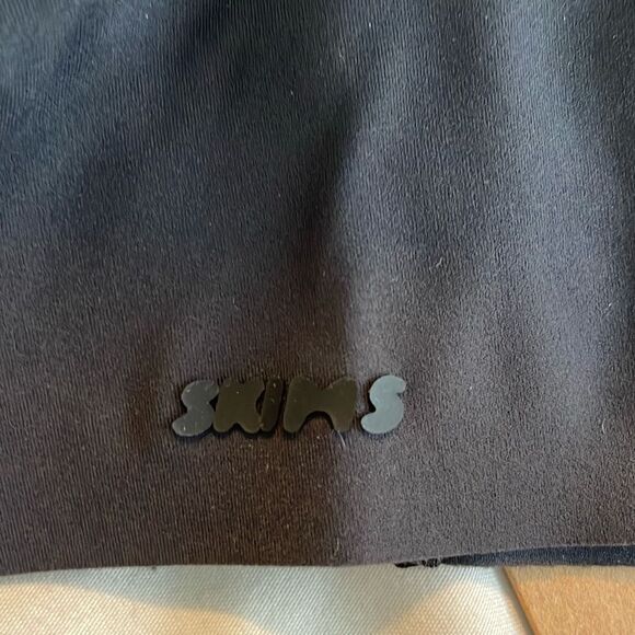 Skims Naked Plunge Bralette Onyx Black Stretch Knit L - Picture 8 of 9